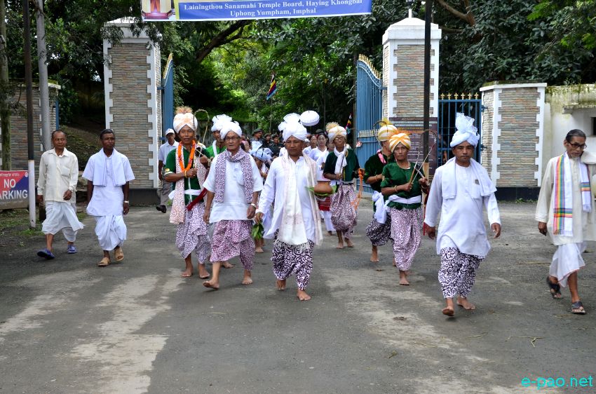Mera Chaorel Houba at Lainingthou Sanamahi Temple , Haying Khongbal temple  :: 14 October 2015