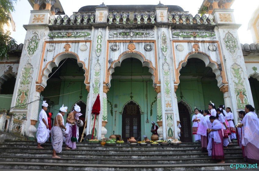 The traditional 'Kwak Tanba' ceremony performed at Royal Palace, Sana Konung :: 23 October 2015