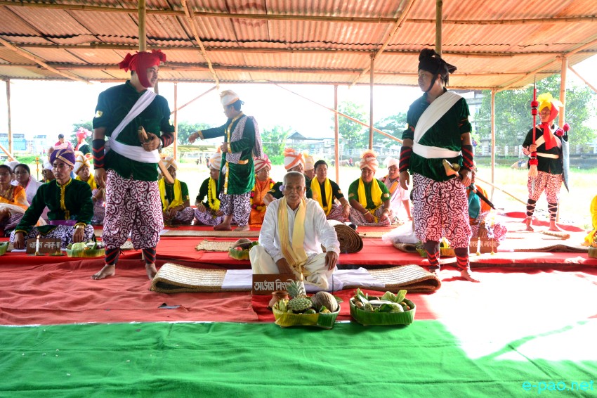 Kwak Tanba at Sana Konung and YAC Ground Yaiskul  :: 30 September, 2017