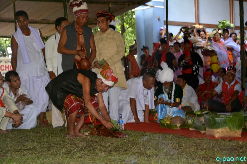 Mera Men Tongba and Yenkhong Tamba :  Mera Houchongba , re-affirming close bond between hill and valley people at Kangla :: 05 Oct 2017