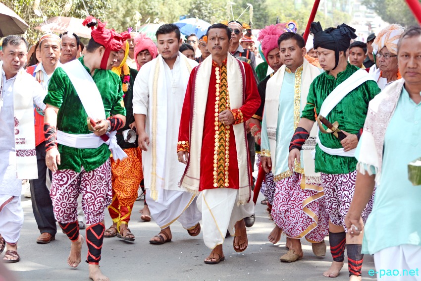  Maharaj Leisemba (center) during Mera Houchongba Festival on 13th October 2019 