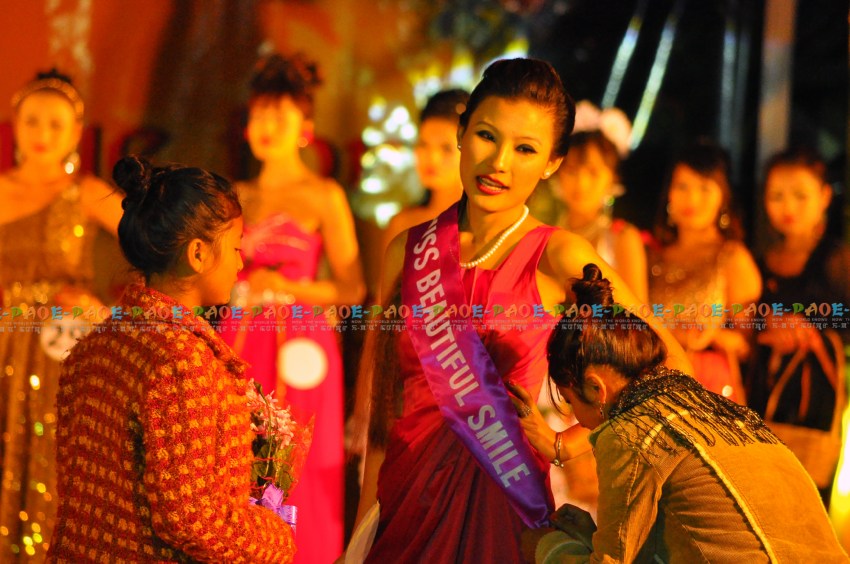 Miss Orange Queen at 10th State Level Orange Festival 2013 at Noney Common ground, Manipur  :: December 14 2013