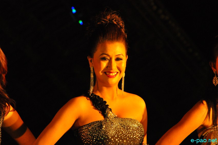 Miss Orange Queen at 10th State Level Orange Festival 2013 at Noney Common ground, Manipur  :: December 14 2013