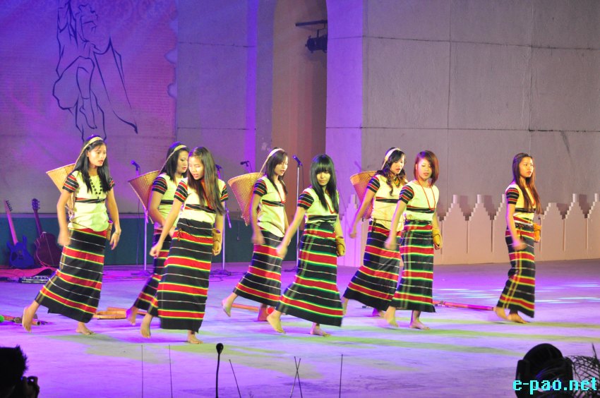 Day 5: Sangai Festival 2014 : Cultural performance from Churachandpur District at BOAT :: November 25 2014