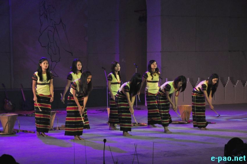 Day 5: Sangai Festival 2014 : Cultural performance  from Churachandpur District at BOAT :: November 25 2014