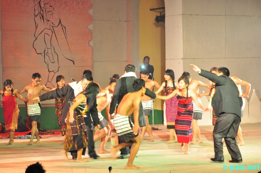 Day 5: Sangai Festival 2014 : Cultural performance from Churachandpur District at BOAT :: November 25 2014