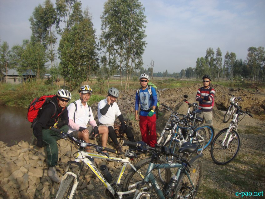 Keibul Lamjao cycle tour as part of Sangai festival :: 22nd to 25th November 2014