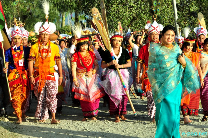 Day 8 :  Hiyang Tanaba (Traditional Boat Race) at Manipur Sangai Festival at Thangapat :: 28 November 2017
