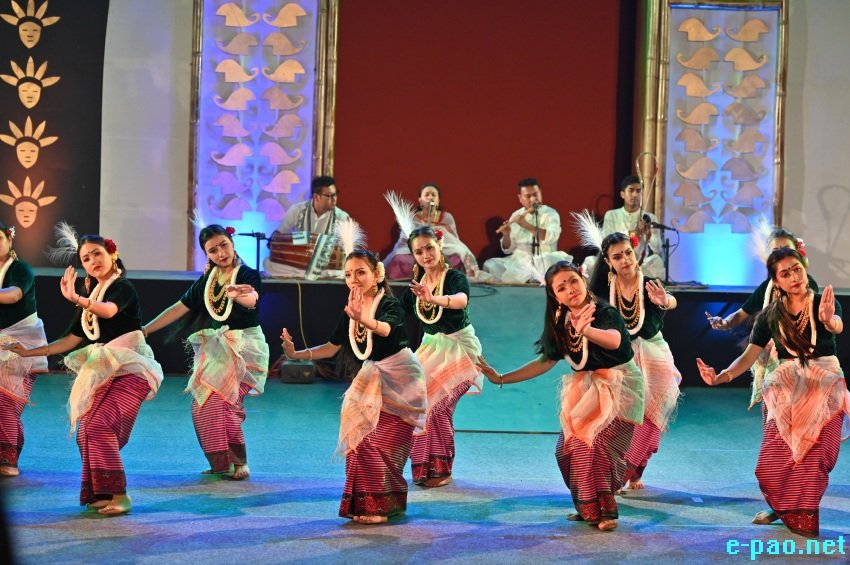 Day 2 : Manipur Sangai Festival 2022 -  Leima Jagoi : Dance Sponsored By Central Bureau Of Communication  at BOAT, Imphal:: 22 November 2022