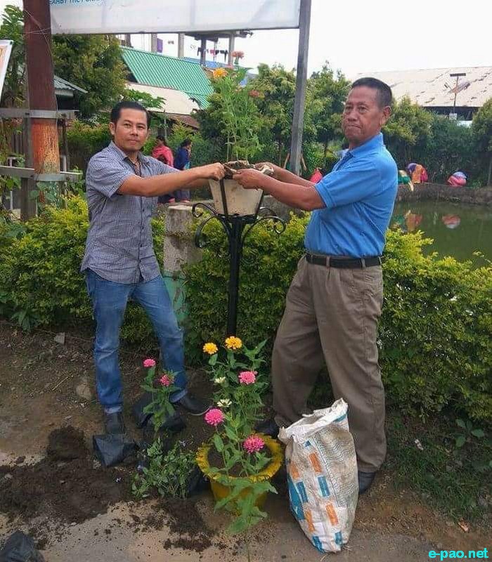 A Community Flower Plantation programme at Chingmeirong, Imphal :: September 11 2016