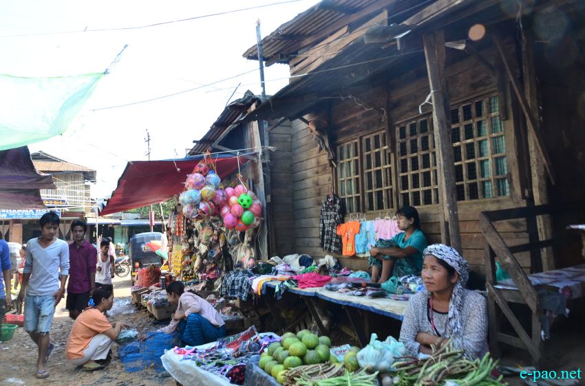 A scene at the Moreh Market, Moreh (India-Myanmar Border Town) :: October 2014