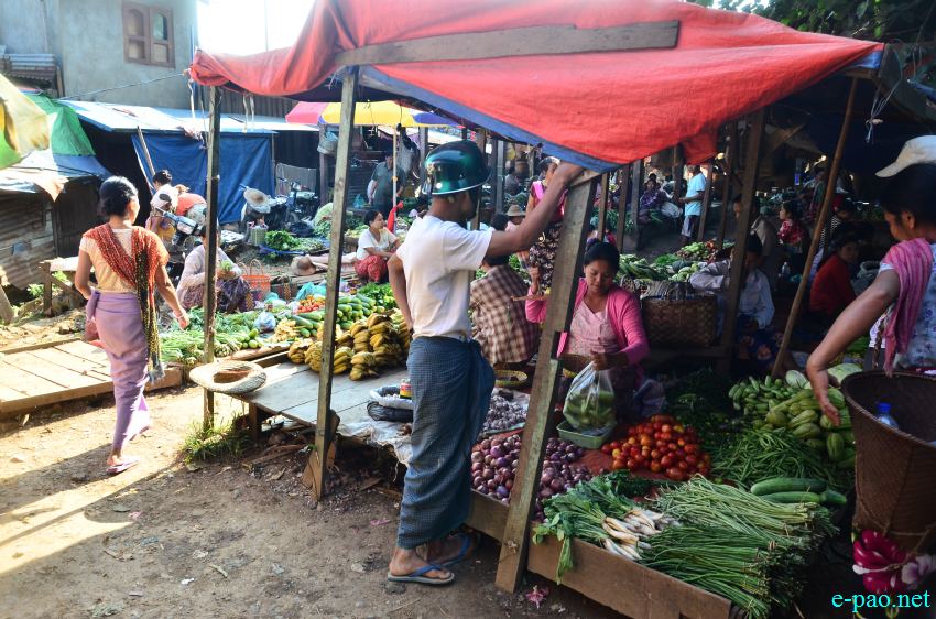 A scene at the Moreh Market, Moreh (India-Myanmar Border Town) :: October 2014