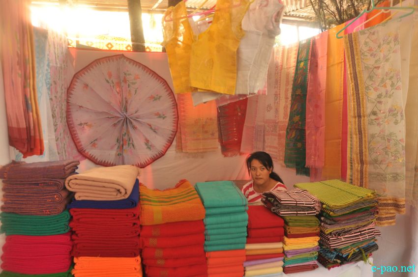 National Handloom Expo 2014 at GM Hall, Imphal  :: 18 October 2014