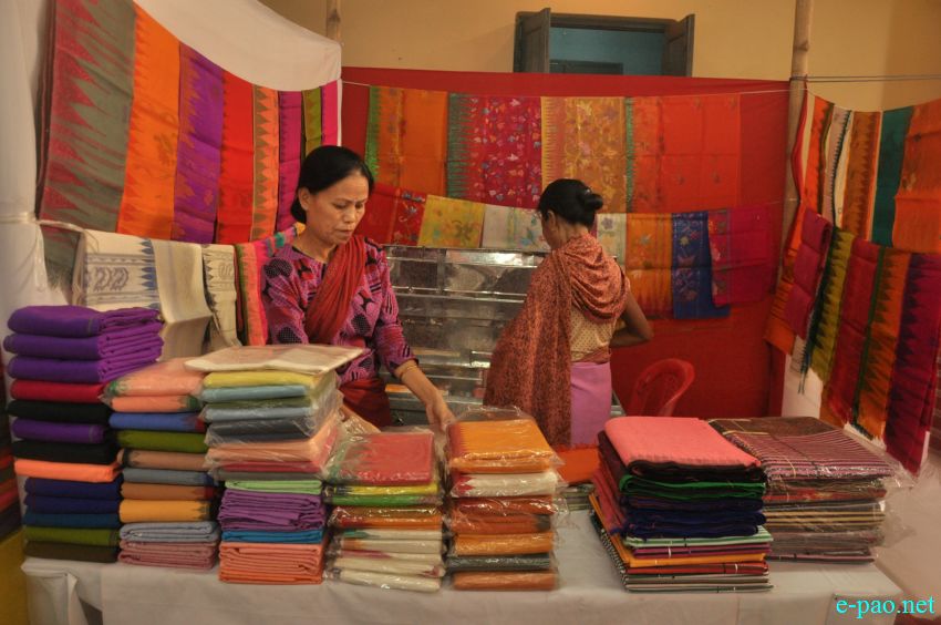 National Handloom Expo 2014 at GM Hall, Imphal  :: 18 October 2014
