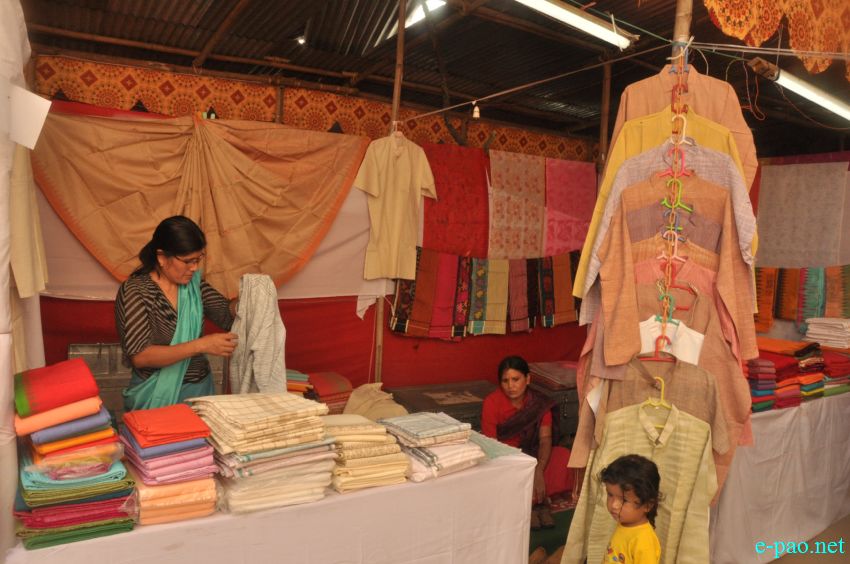 National Handloom Expo 2014 at GM Hall, Imphal  :: 18 October 2014