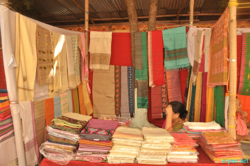 National Handloom Expo 2014 at GM Hall, Imphal  :: 18 October 2014