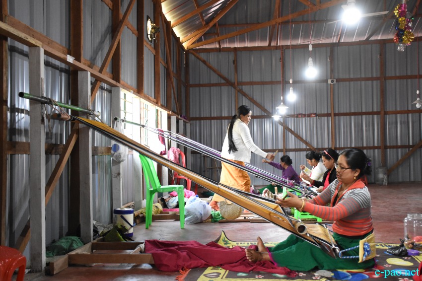 A weaving unit at Nongpok Sanjenbam village, about 15 km East from Imphal :: 17th March 2019