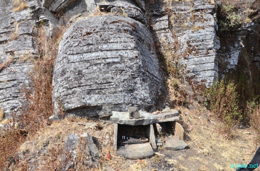 Foot-hills of Kounu Lairembi at Senjam Chirang, Konsa Khul village, Senapati District :: 20th Feb 2015