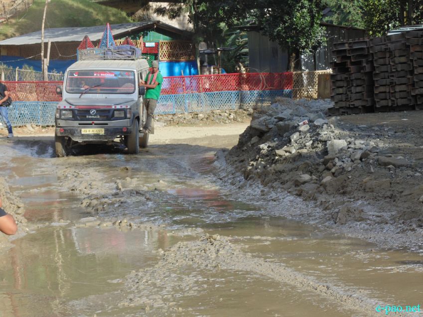 Pathetic / Deplorable section of NH-37 connecting Imphal and Jiribam :: 2nd Week October 2014