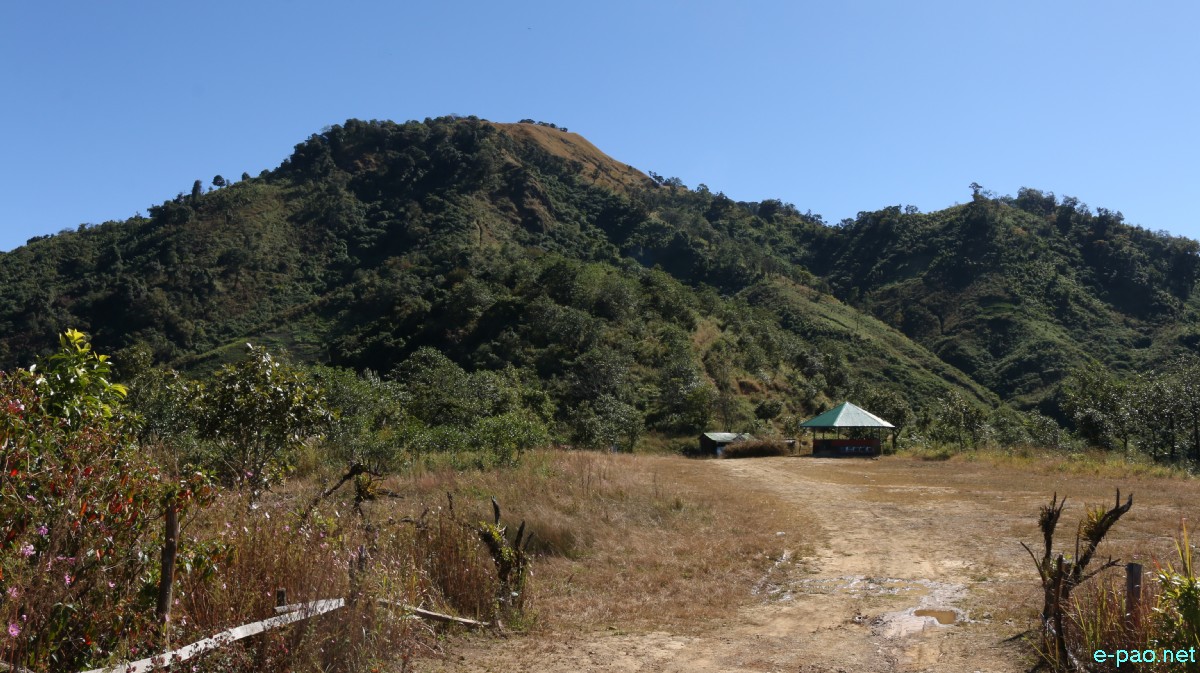 Travelling in Ukhrul District; Road to Kangkhui cave; Ukhrul town  :: November 2016