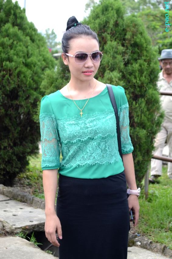 Lina Lamneilhing Chongloi (Miss Bharat 2013 / Miss India NE) reception by KSO,  Sadar Hills at Tulihal Airport :: 26 Sep 2013