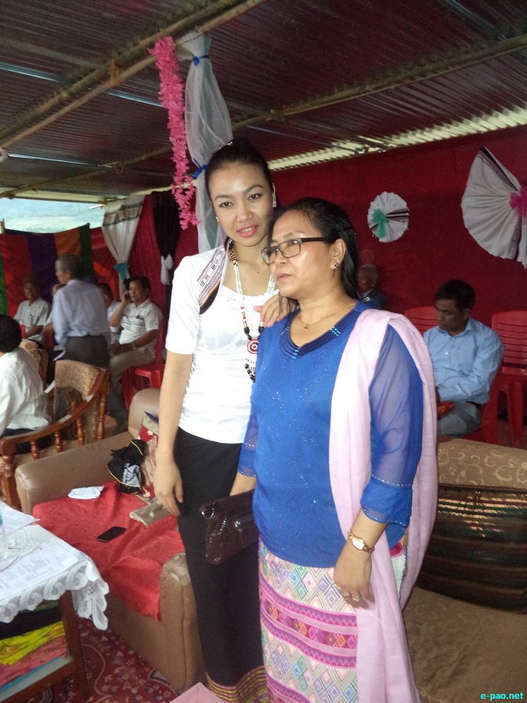 Lina Lamneilhing Chongloi (Miss Bharat 2013 / Miss India NE) reception ceremony at Heijang Village :: 29 Sep  2013