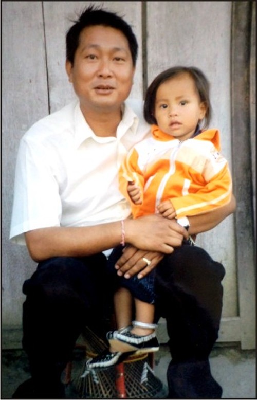 Late Dwijamani with his child