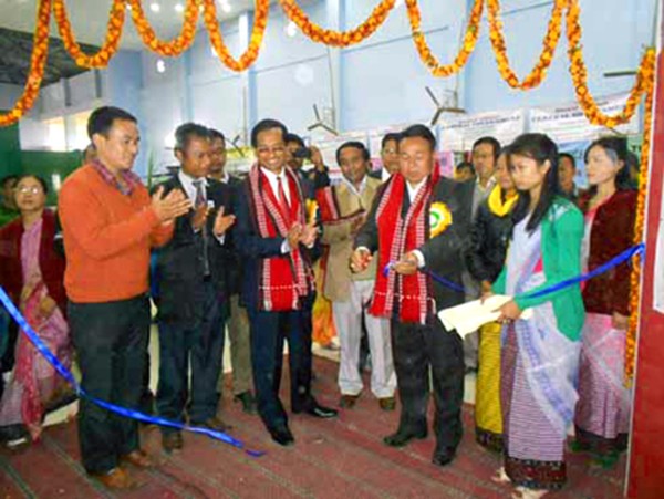 Dignitaries at the inagural function of Bharat Nirman campaign being launched at Thoubal DC Complex