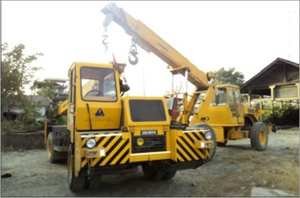Picture of a crane to be used for emergency