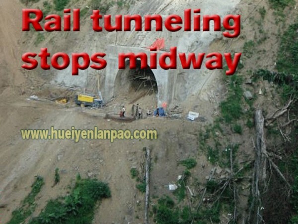 Rail tunneling stops midway