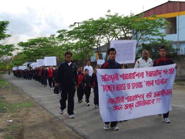 Players, Coaches and officials of SAI SAG Complex, Khuman Lampak, Imphal during a silent protest rally against the kidnapping of a SAI inmate by four unknown miscreants on Wednesday, April 17, 2013