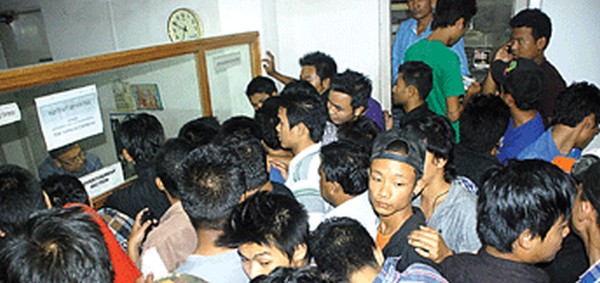 Students swarming the office of The Sangai Express to know the results of the Class XII exams