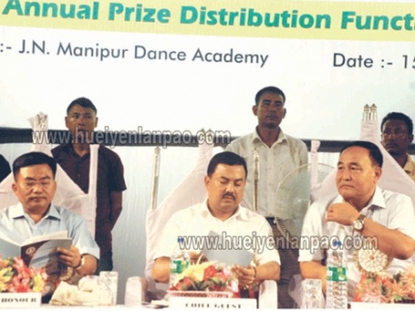 Director Deleep, Minister Okendro, BSEM Chairman Dhanakumar.<BR><BR>at the function