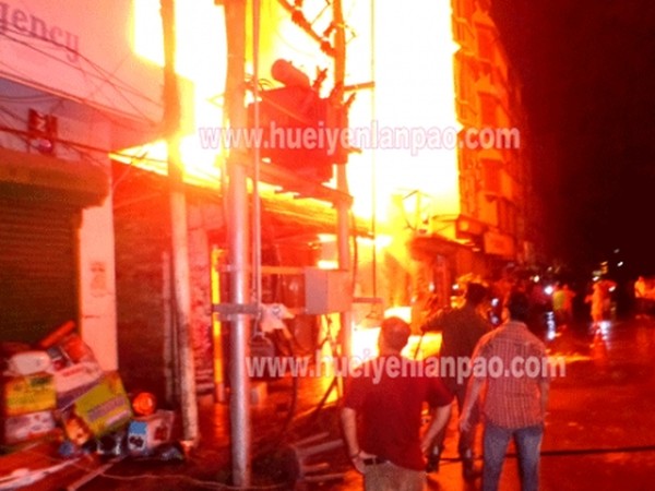 6 shops gutted in Thangal Bazar fire