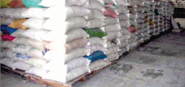 Urea bags which are in scarcity in the State but available at inflated rates