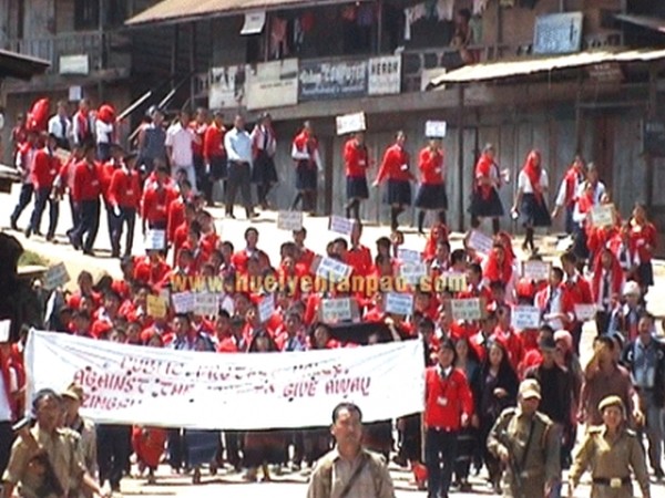 Rally at Ukhrul decrying move to barter Choro valley for Moreh to Myanmar