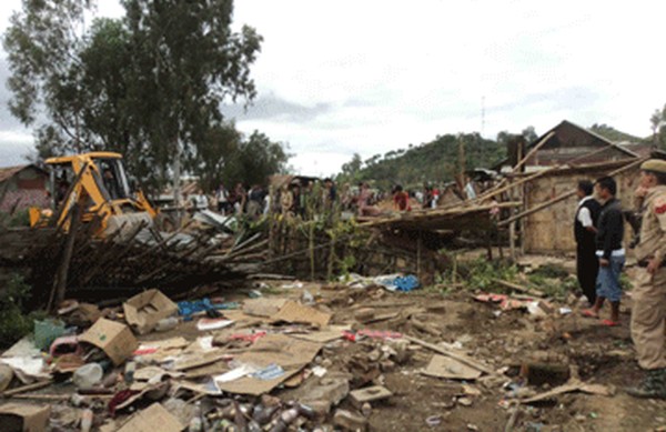 Encroached structures evicted at Pallel