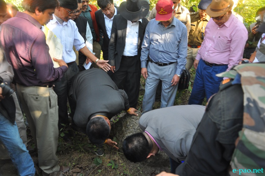 Indian Govt officials and Delegation of political Parties inspected fencing along Indo-Myanmar border :: December 7 2013
