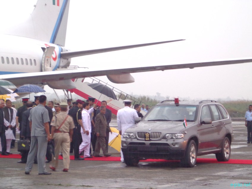 President Pranab Mukherjee  at Tulihal Airport Imphal on April 15 2013