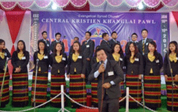 Bawngkawn Pastorate Choir singing at Chiengkonpang, Ccpur