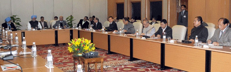 Prime Minister Dr Manmohan Singh chairing a meeting of NE Chief Ministers