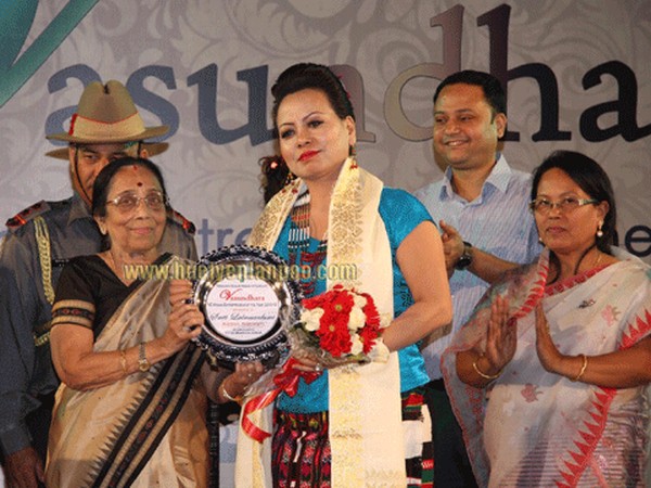 Lalmuankimi awarded 'NE Woman entrepreneur of the year'