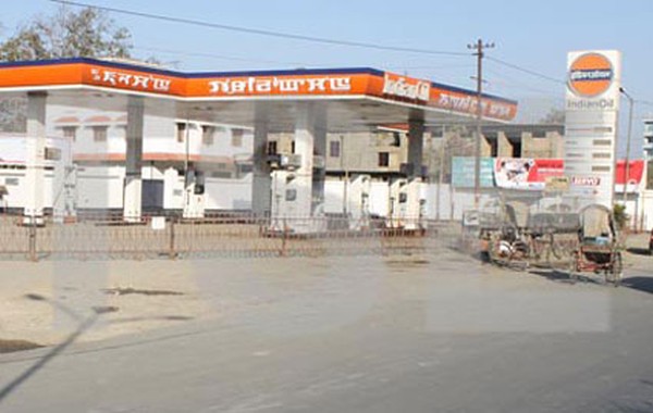 people faced shortage of fuel as on April 28 2014