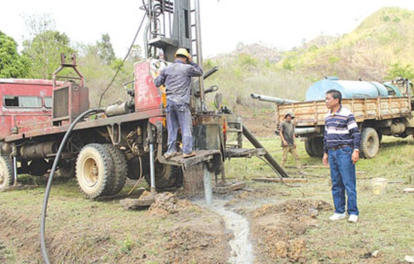 PHED opens hand pump option