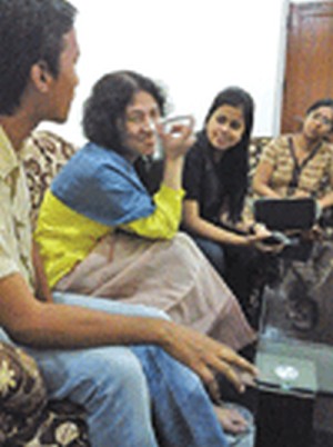 Irom Sharmila reaches Delhi