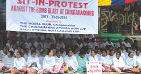 Sit-In-Protest staged at Chingamakhong bus waiting shed 