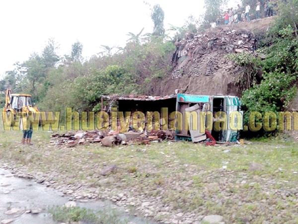 Road mishap near Yaikongpao village