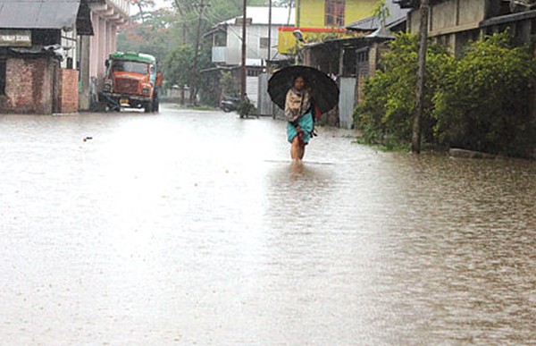 Downpour inundates streets