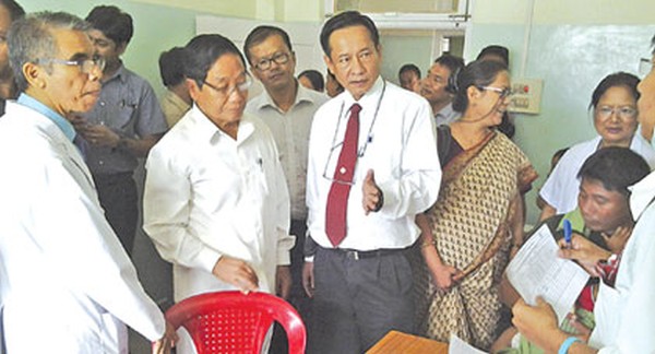 Health and Family Welfare Minister, Phungzathang Tonsing with Managing Director, Shija Hospital, Kh Palin