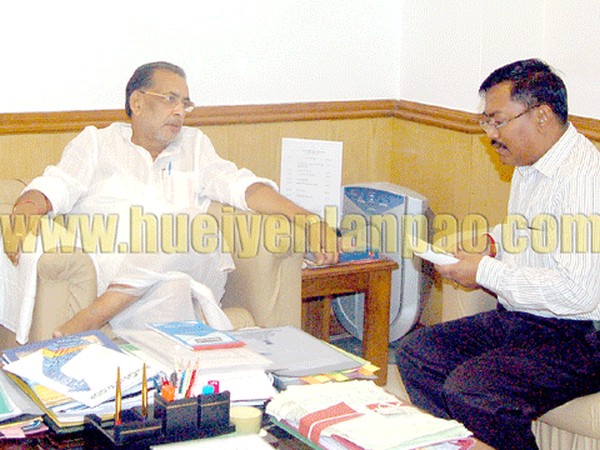Govindas discusses devt projs with Union Ministers